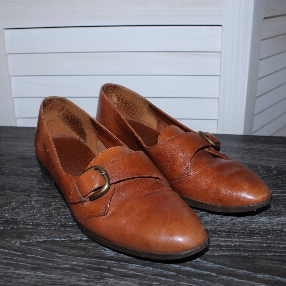 Connie Vintage Buckle Loafer